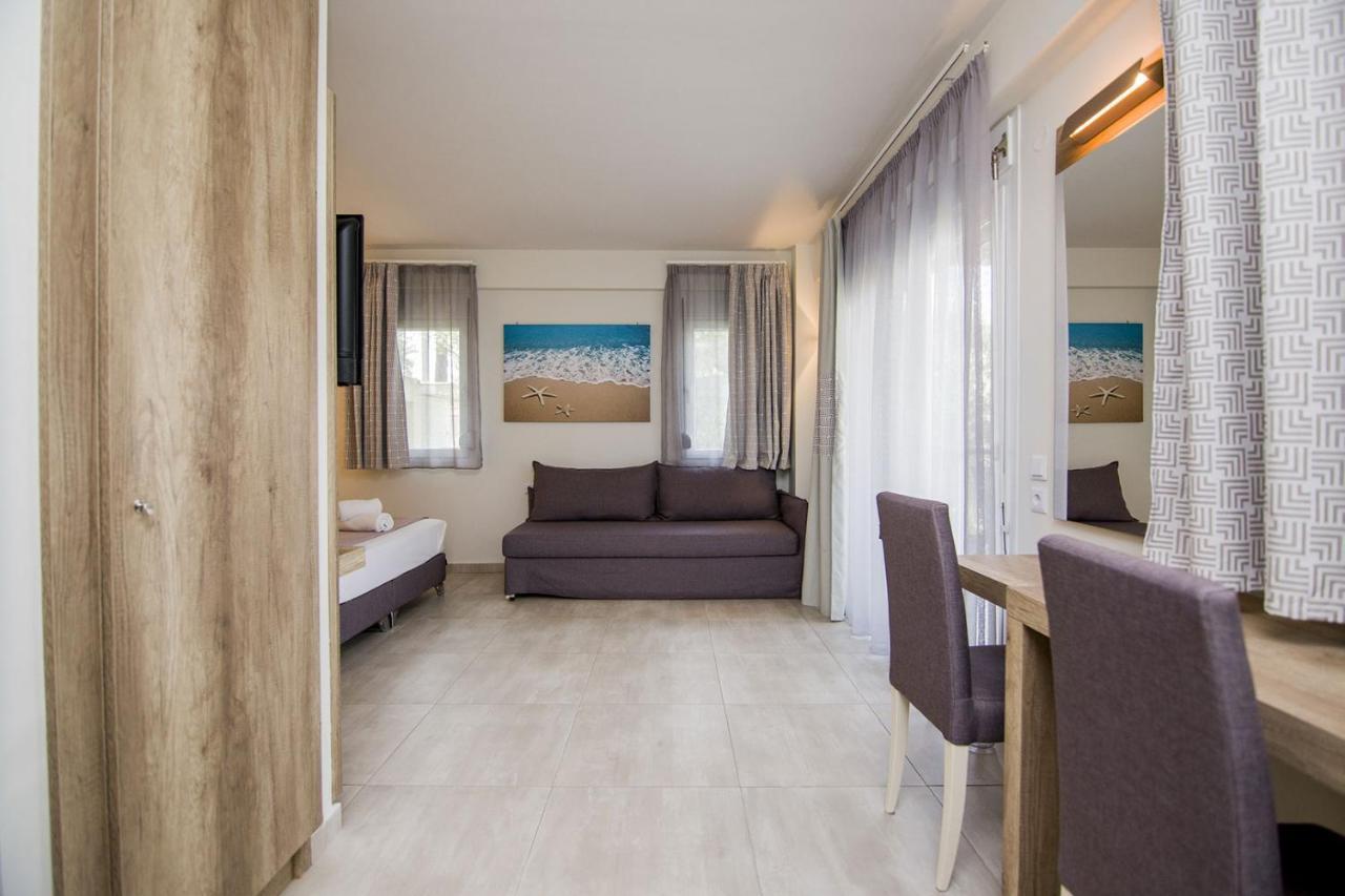 Armonia Resort Ofrínion Exteriör bild